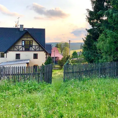 Chalupa Hrazdenka V Krusnych Horach Horni Blatna Exterior photo