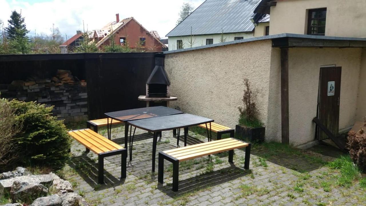 Holiday home Hrazdenka V Krusnych Horach Horni Blatna